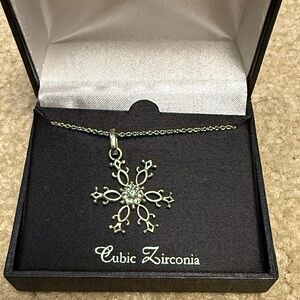 Silver Snowflake Pendant Necklace